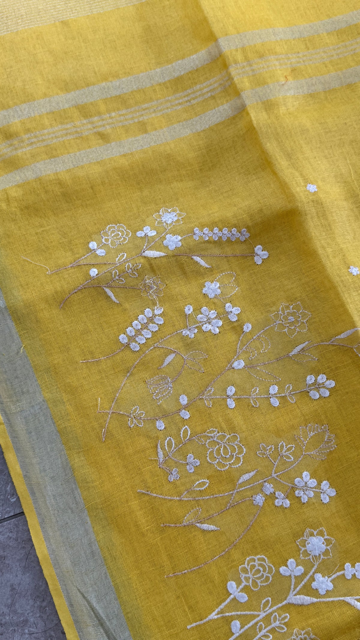 Pure Linen Saree – Sunshine Yellow with Silver Zari & Enbroidery
