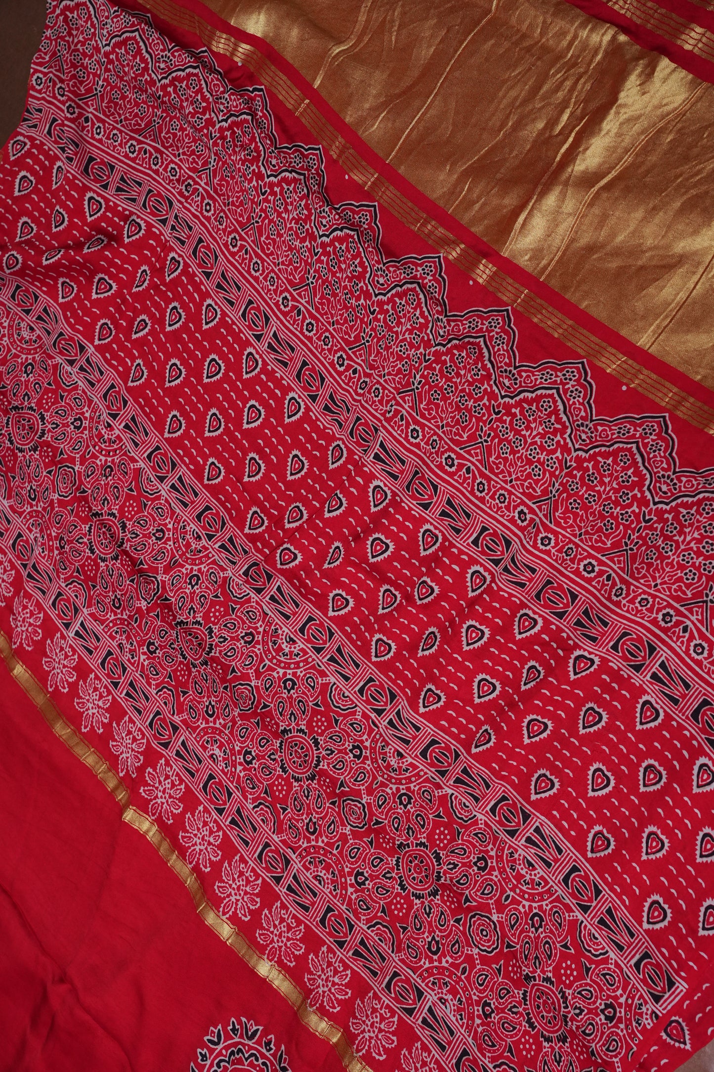 Bandhini Garchola Saree - Red