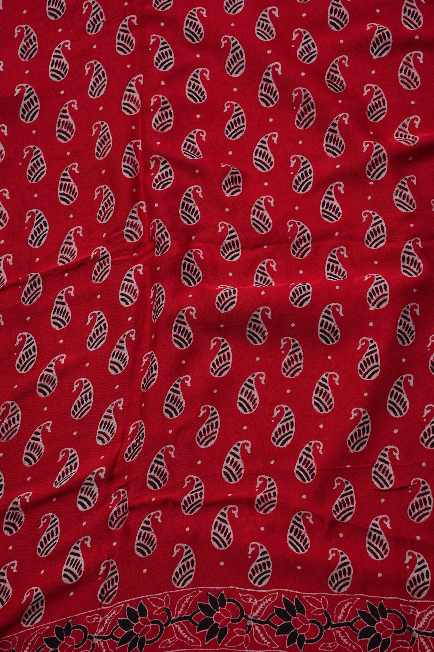 Bandhini Garchola Saree - Red