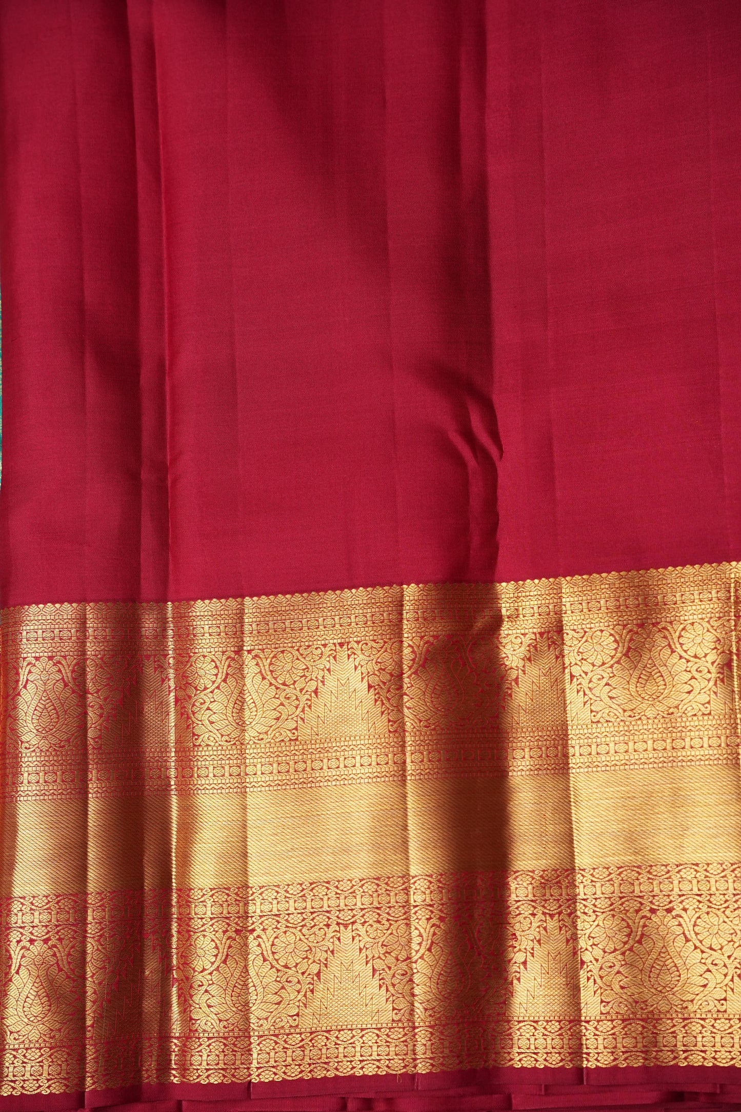 Rama Green & Red Pure Kanchipuram Silk Saree with 1 Gram Gold Zari Weave|Silk Mark Certified