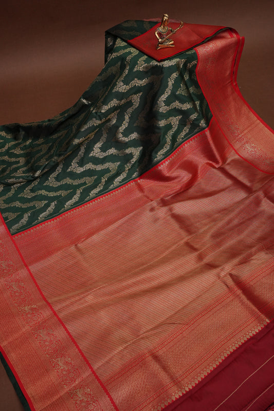 Kanchivaram Semi Silk Saree - Emerald Green with Red