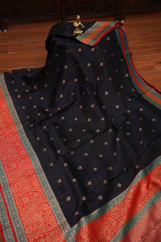 Banarasi Tussar Raw Silk Saree with Contrast 3D Border – Black & Red