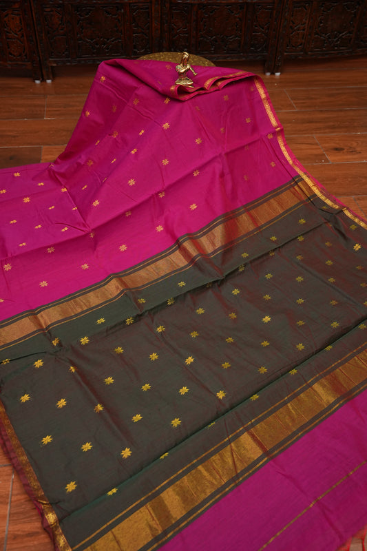 Semi Maheshwari Silk Cotton Saree – Rani Pink & Bottle Green with Gold Zari Buttas