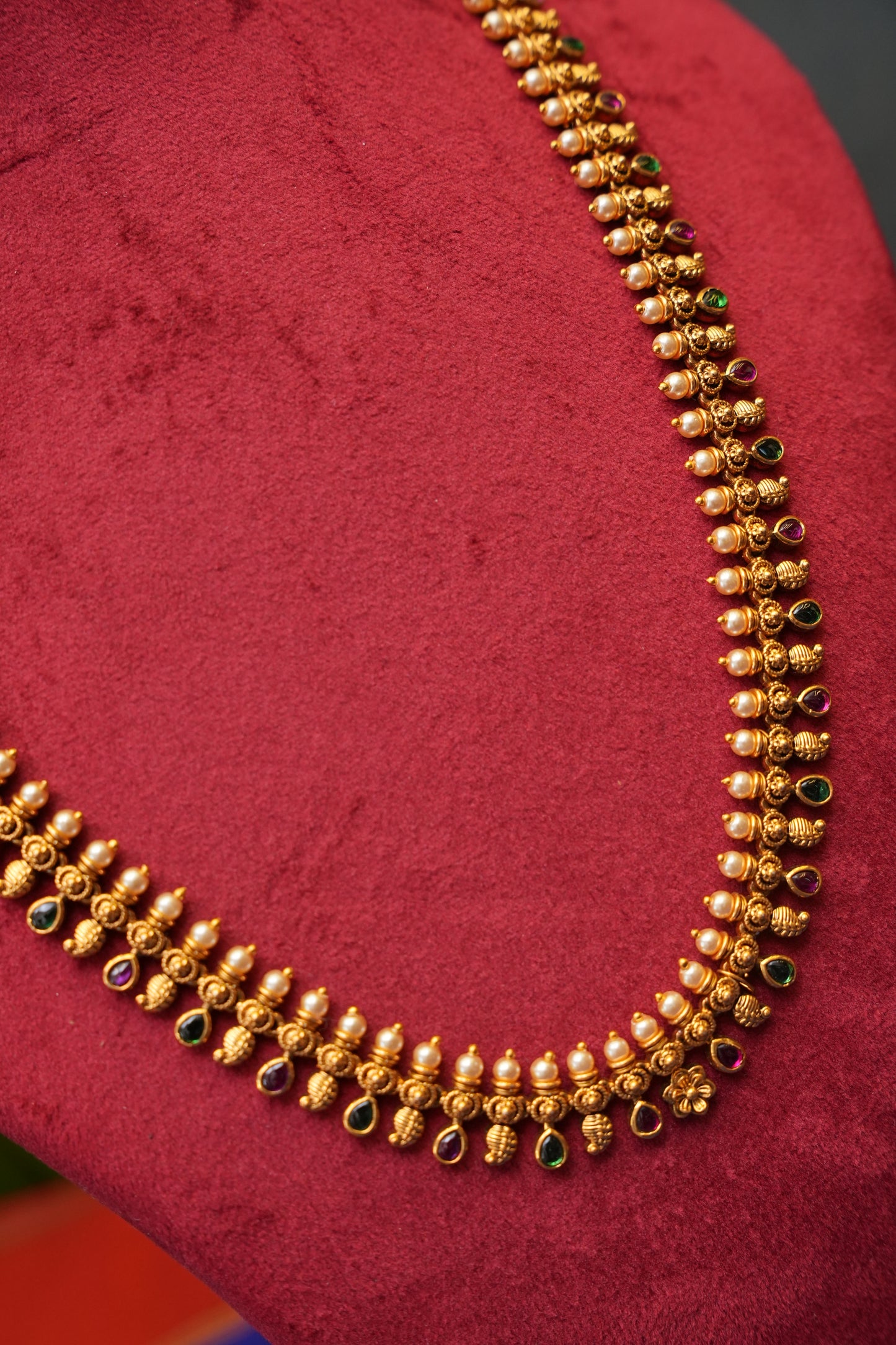 Antique Gold-Plated Temple Sleek Long Haaram Set