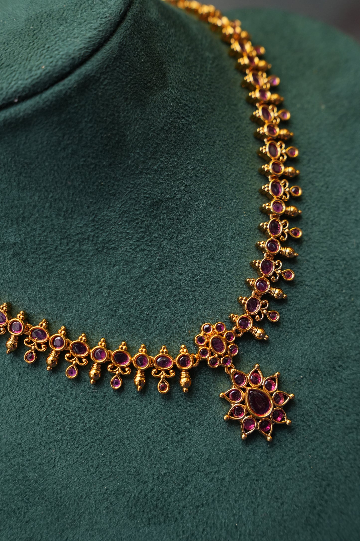 Antique Gold-Plated Ruby Studded Necklace Set
