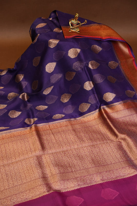 Pure Banarasi Organza(Kora) Silk Handloom Saree with Antique Zari Buttas & Border – Deep Purple & Pink | Silk Mark Certified