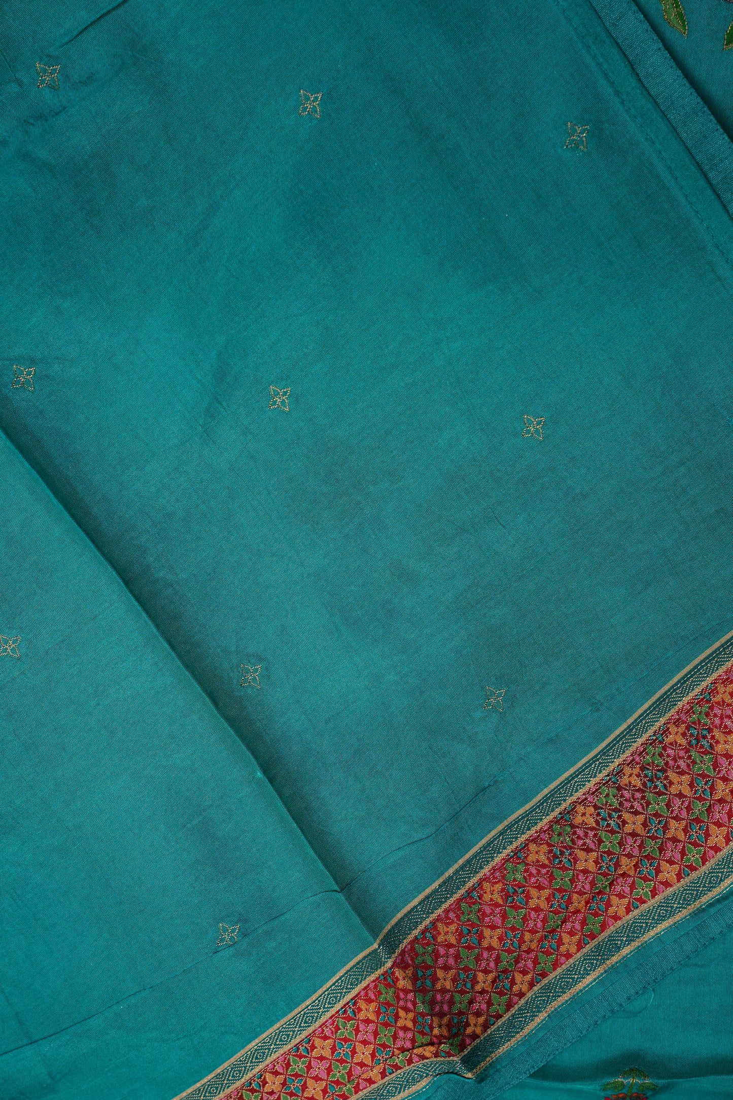 Kashmiri Pashmina Story Telling Saree - Turquoise