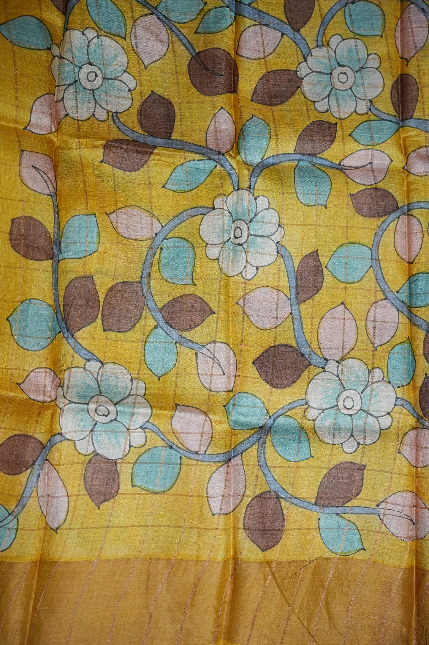Premium Hand-Painted Tussar Silk Saree β Ivory with Mustard Floral Pallu
