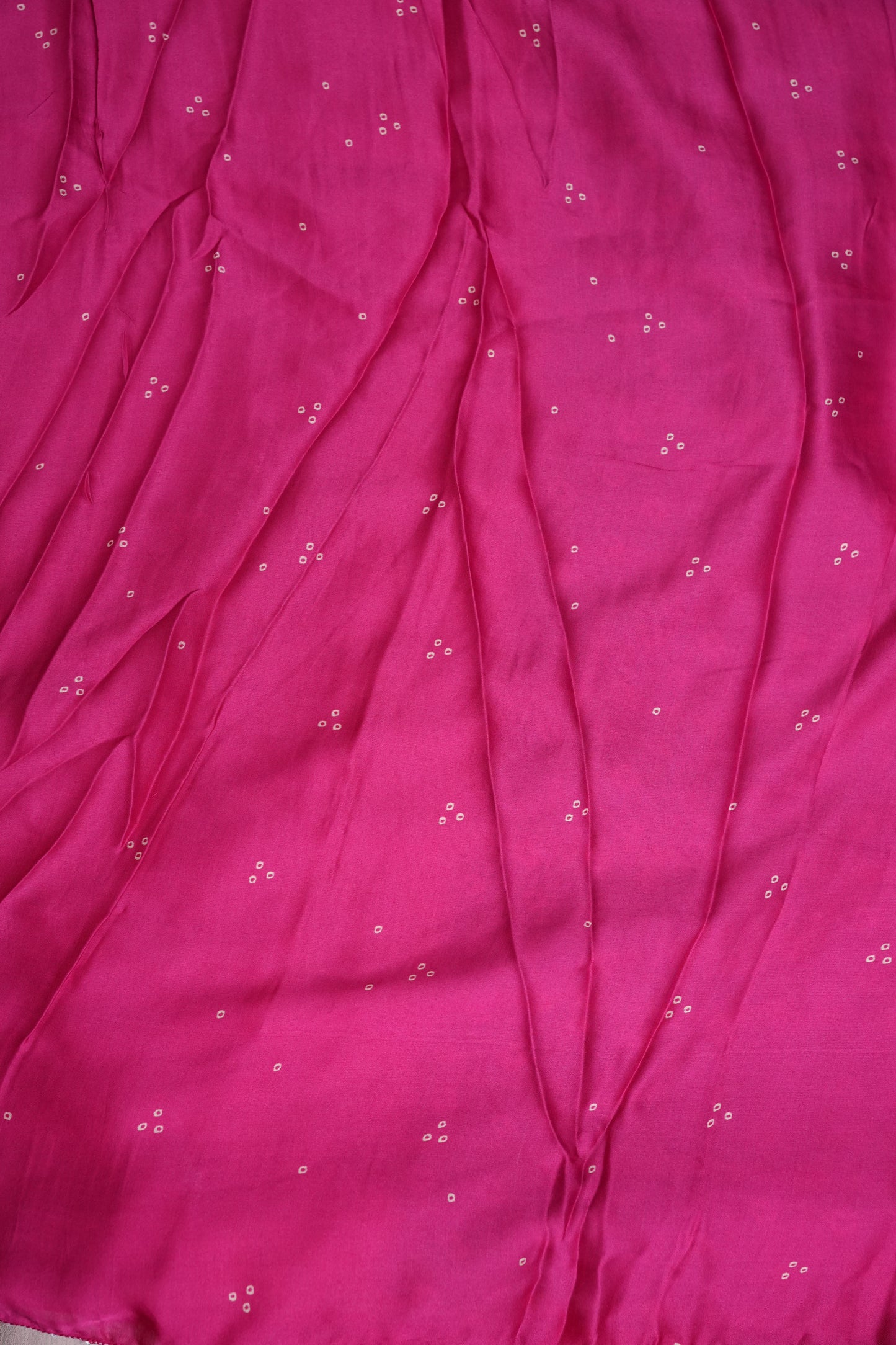 Ivory & Hot Pink Gajji Silk Saree with Multicoloured Bandhani Pallu