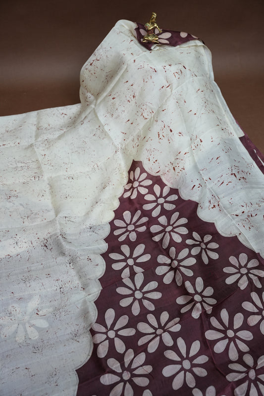 Pure Mulberry Silk Saree in Ivory with Batik Print & Maroon Pallu | Silk Mark Certified