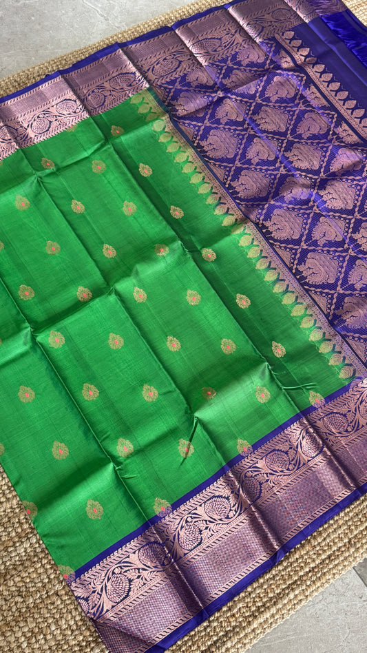 Green Pure Kanchipuram Silk Saree with Royal Blue Contrast | Silk Mark Certified