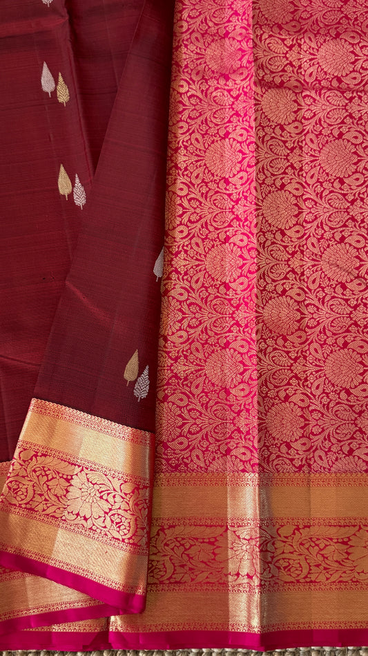 Maroon Pure Kanchipuram Silk Saree with Contrast Pink Border & Pallu | Silk Mark Certified