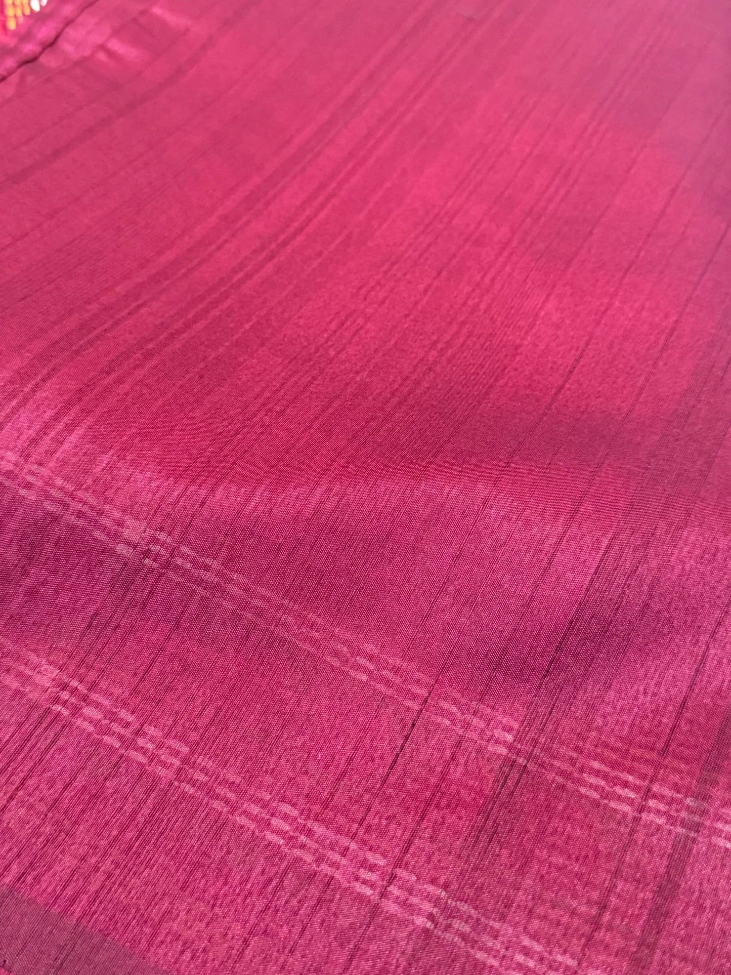 Raw silk embroidered saree – Maroon