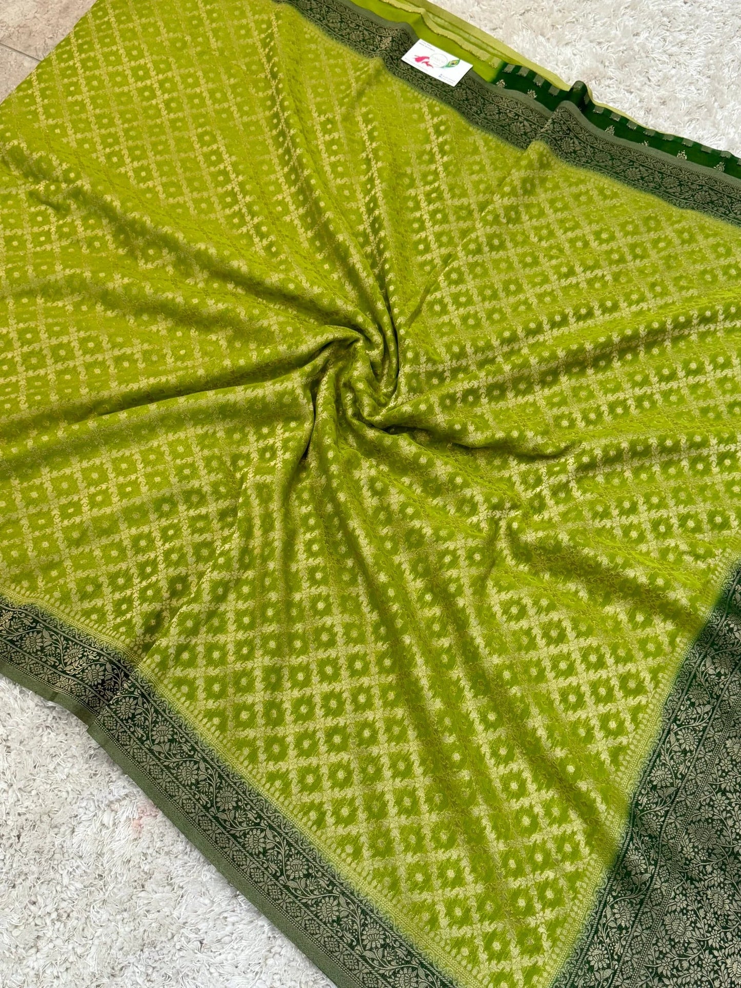 Pure Georgette Silk Banarasi Saree β Mehendi Green