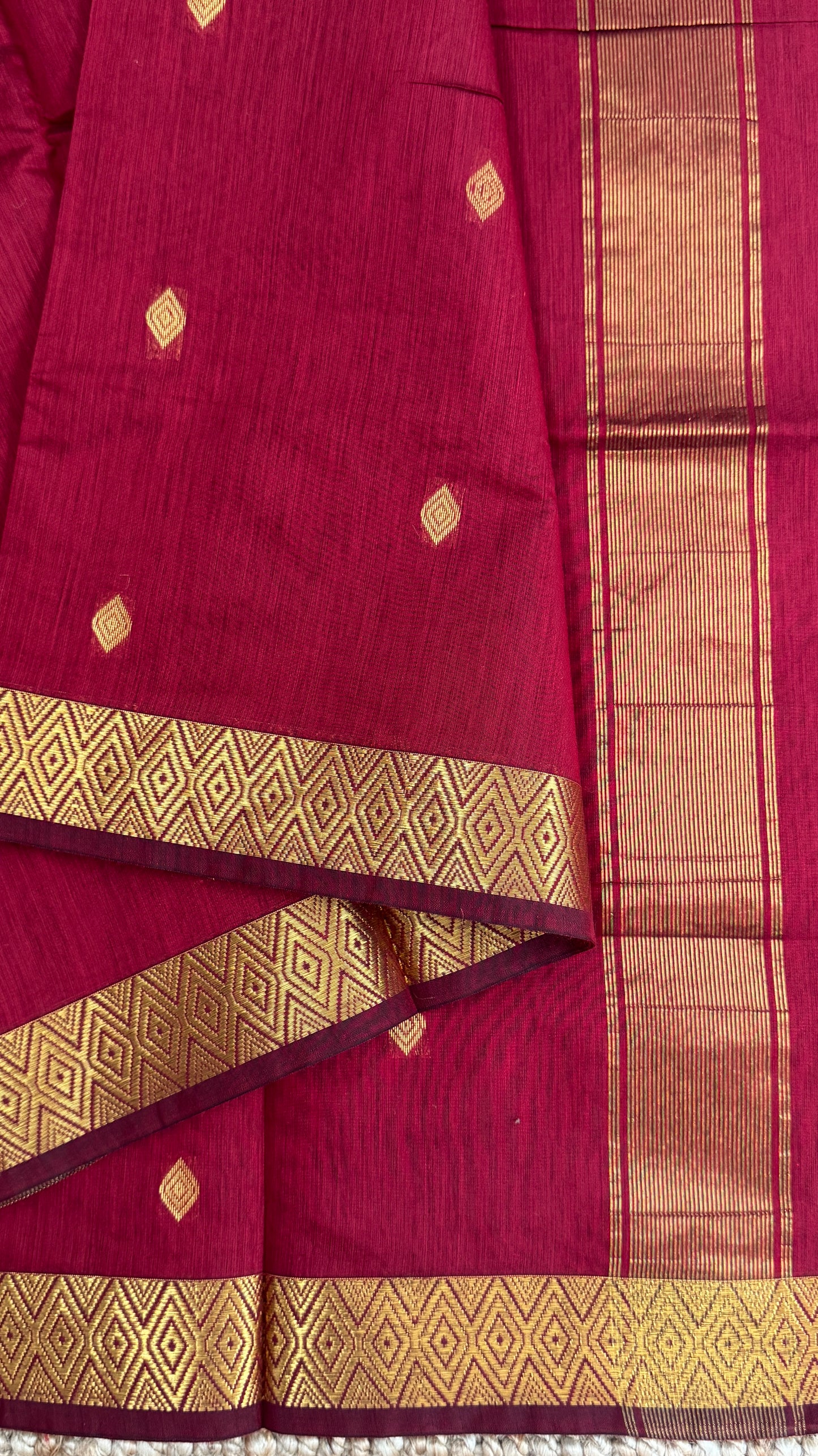 Pure Hand-Woven Cotton Silk Saree - Classic Red