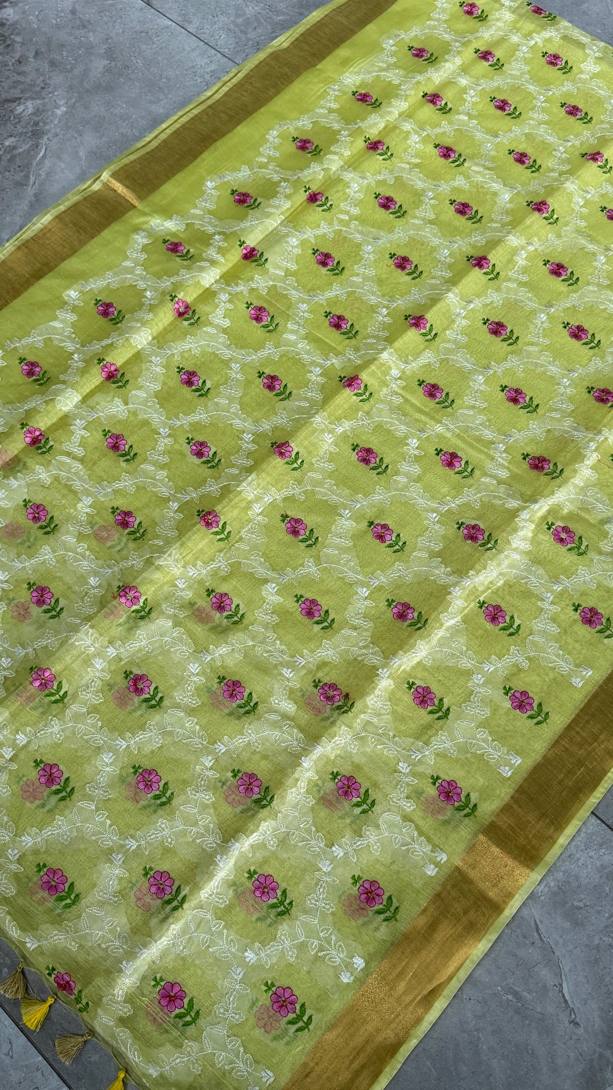 Pure Silk Linen Embroidered Saree – Lemon Yellow with Floral Embroidery