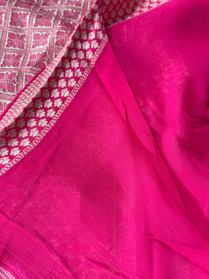Pure Georgette Leheriya Saree – Dark Crossandra Pink with Gold Zari Weaving