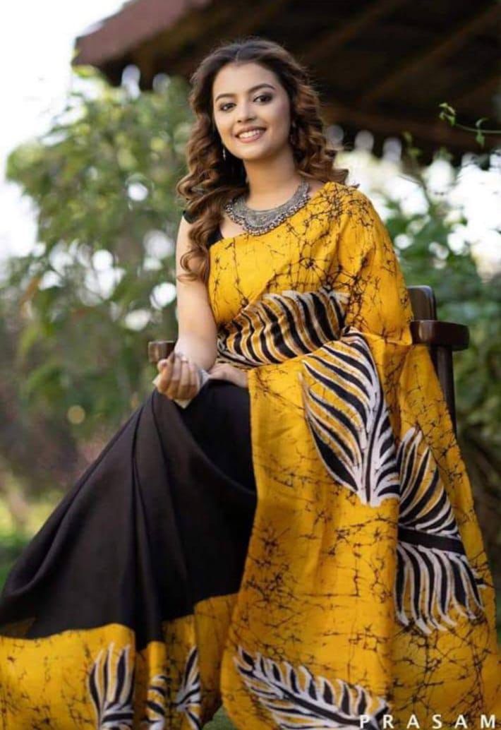 Purely Handpainted Batik Floral On Pure Tussar Silk Saree-Mustard & Black|Silk Mark Certified