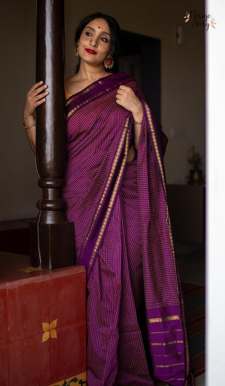 Pure Hand-Woven Checkered Cotton Silk Saree - Pink