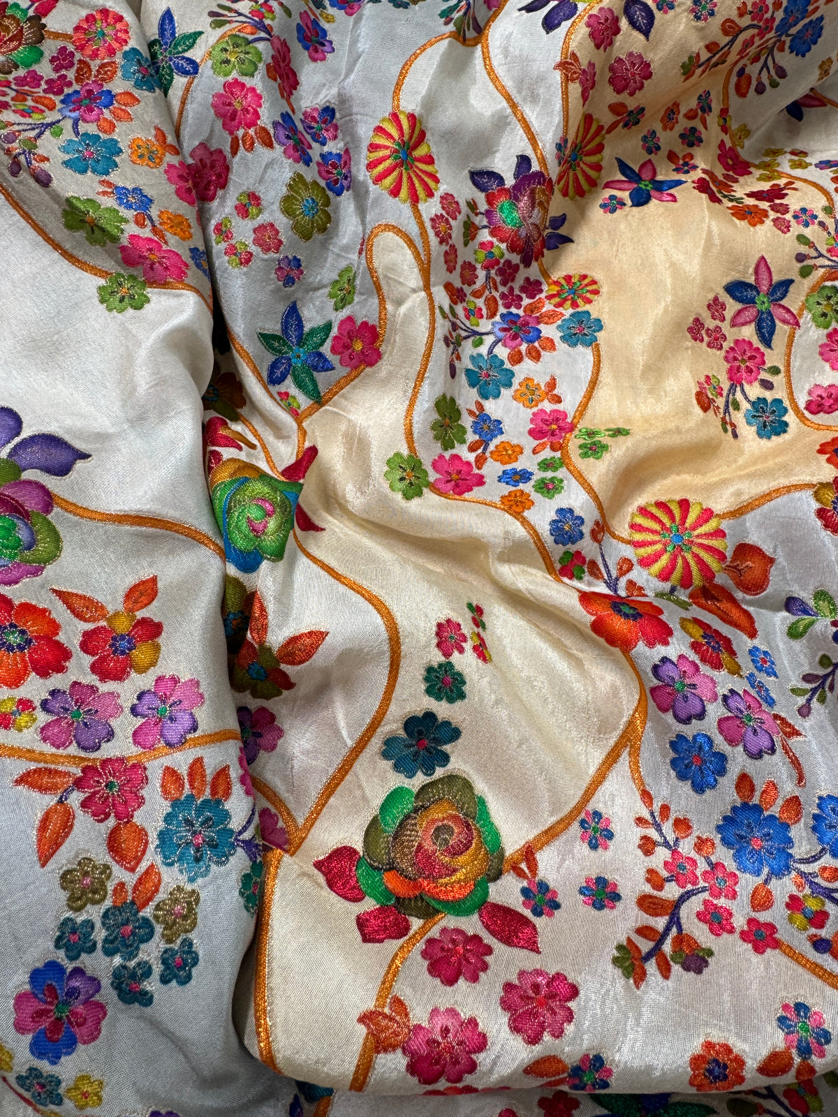 Kashmiri Pashmina Kani Silk Saree – Off White and Pink