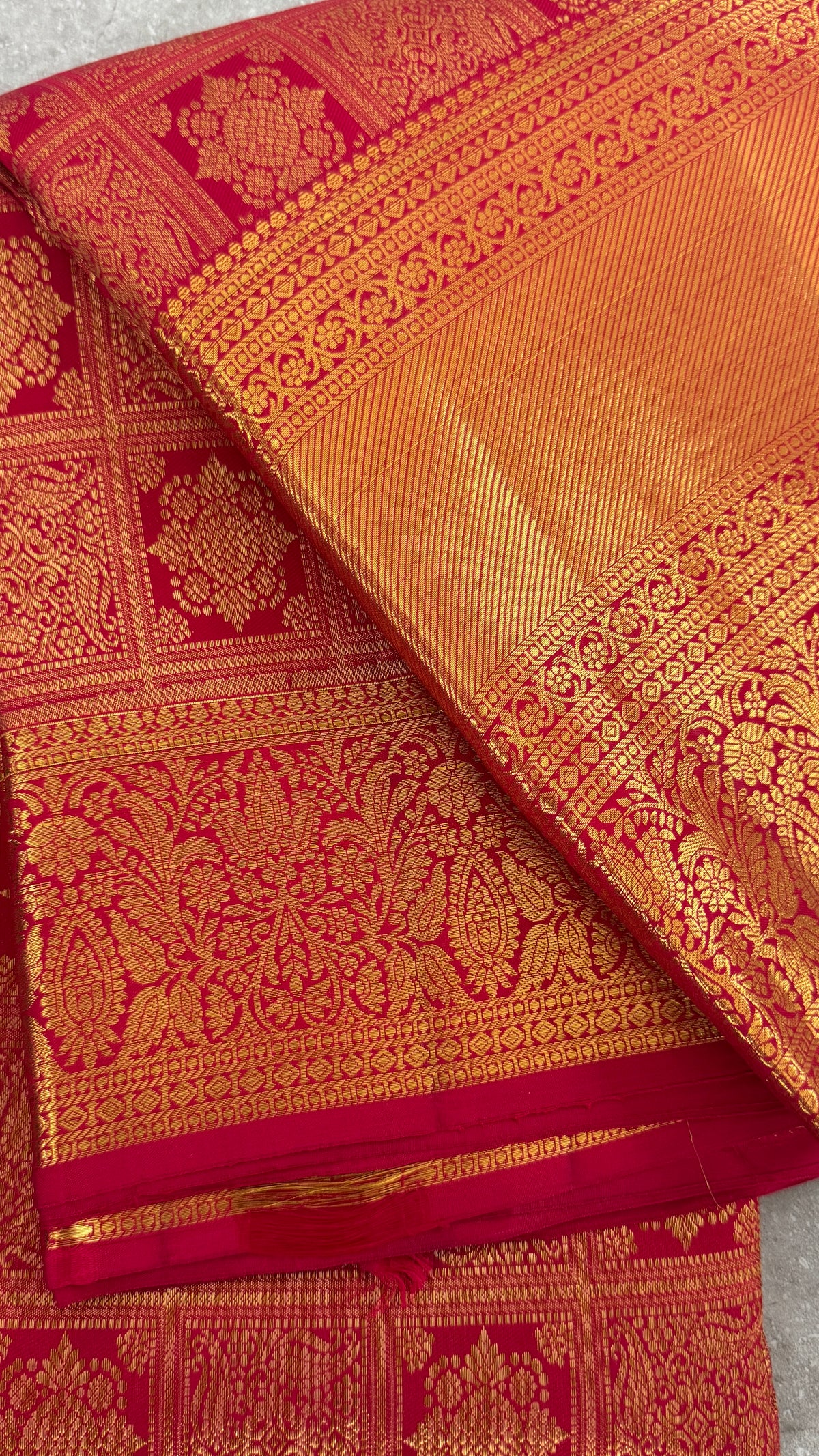 Bridal Red Pure Kanchivaram Silk Saree with Rich Gold Zari Border|Silk Mark Certified