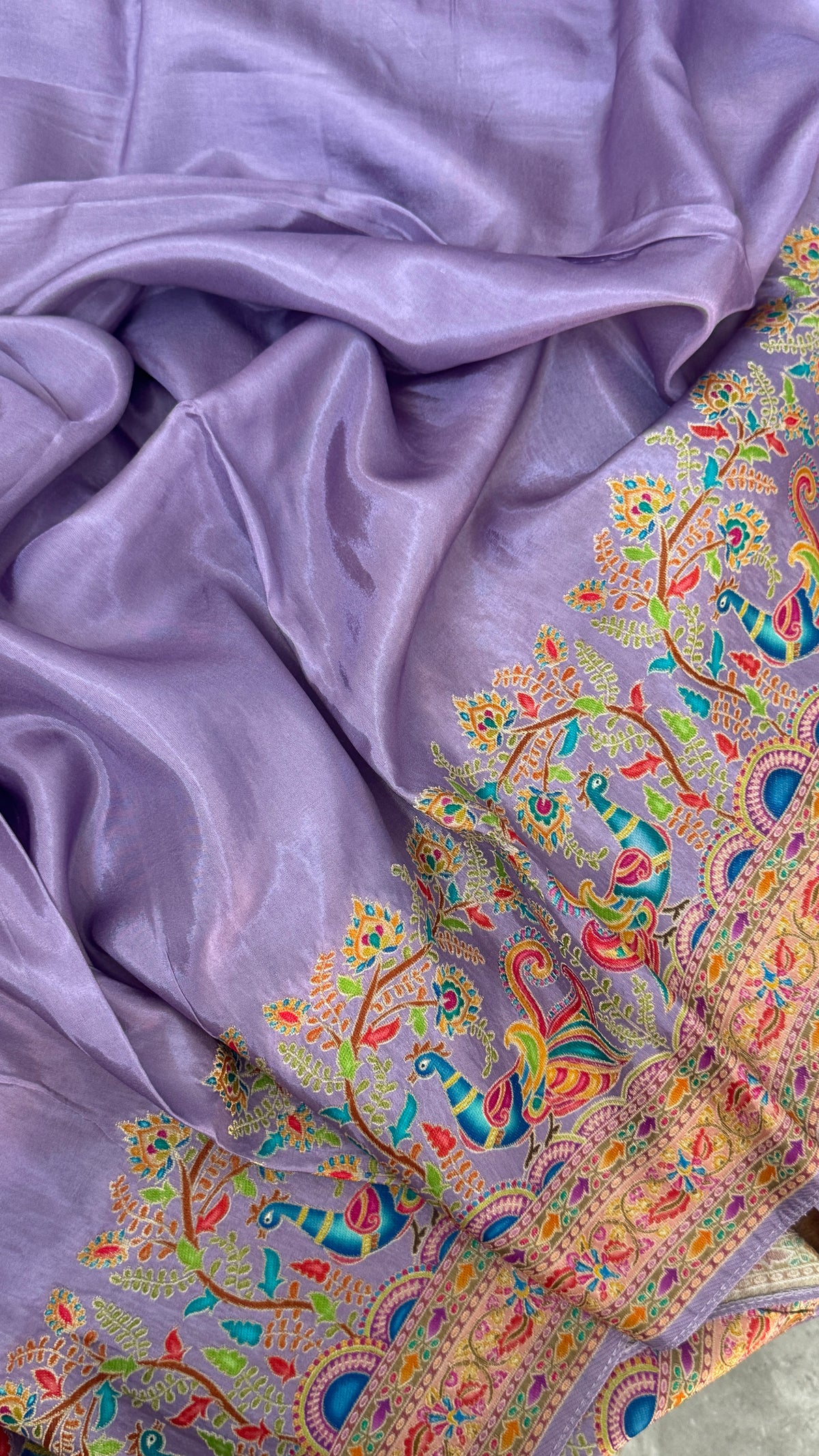 Kashmiri Pashmina Kani Silk Saree – Pastel Lavender with Peach Contrast Blouse