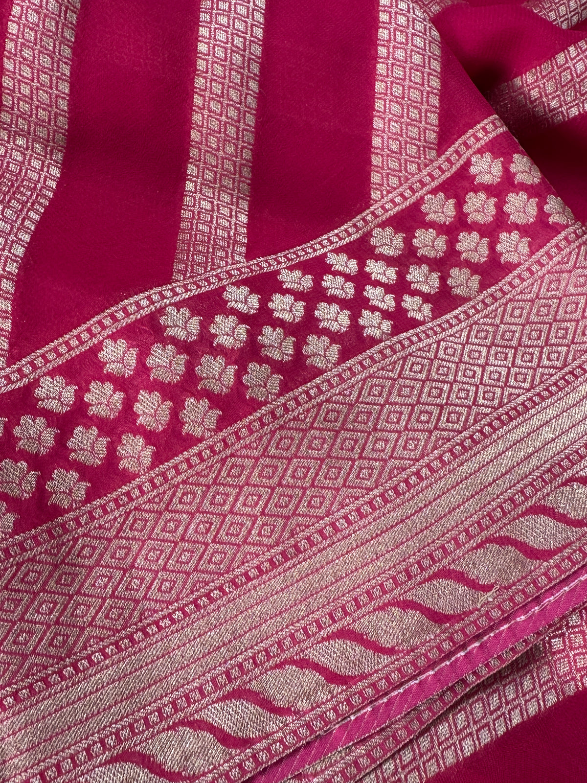 Pure Georgette Leheriya Saree – Dark Crossandra Pink with Gold Zari Weaving