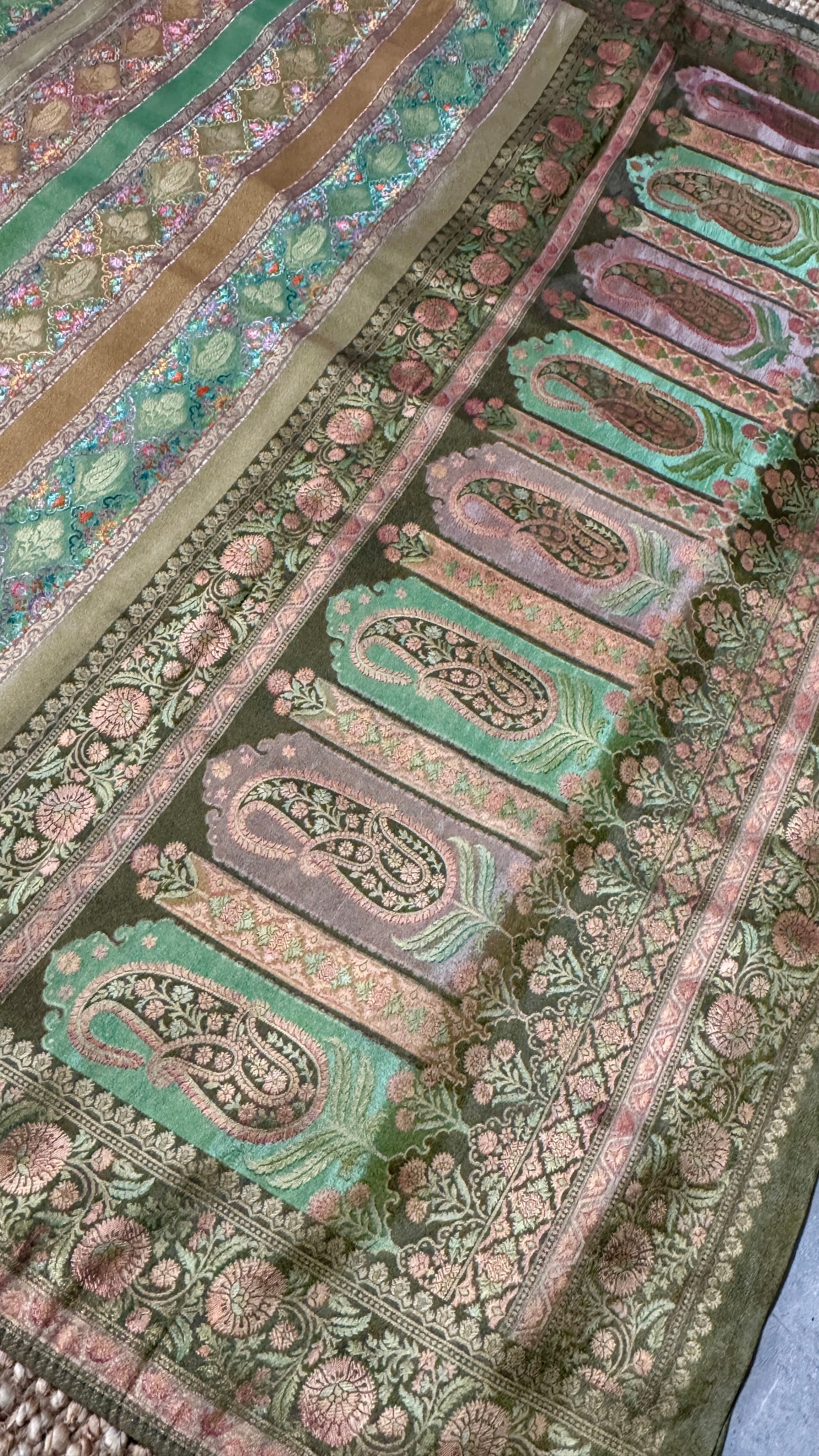 Pure Mellow Tissue Banarasi Silk Saree with Floral Patterns-Gold