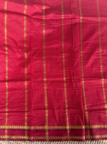 Pure Hand-Woven Checkered Cotton Silk Saree with Gap Border-Red