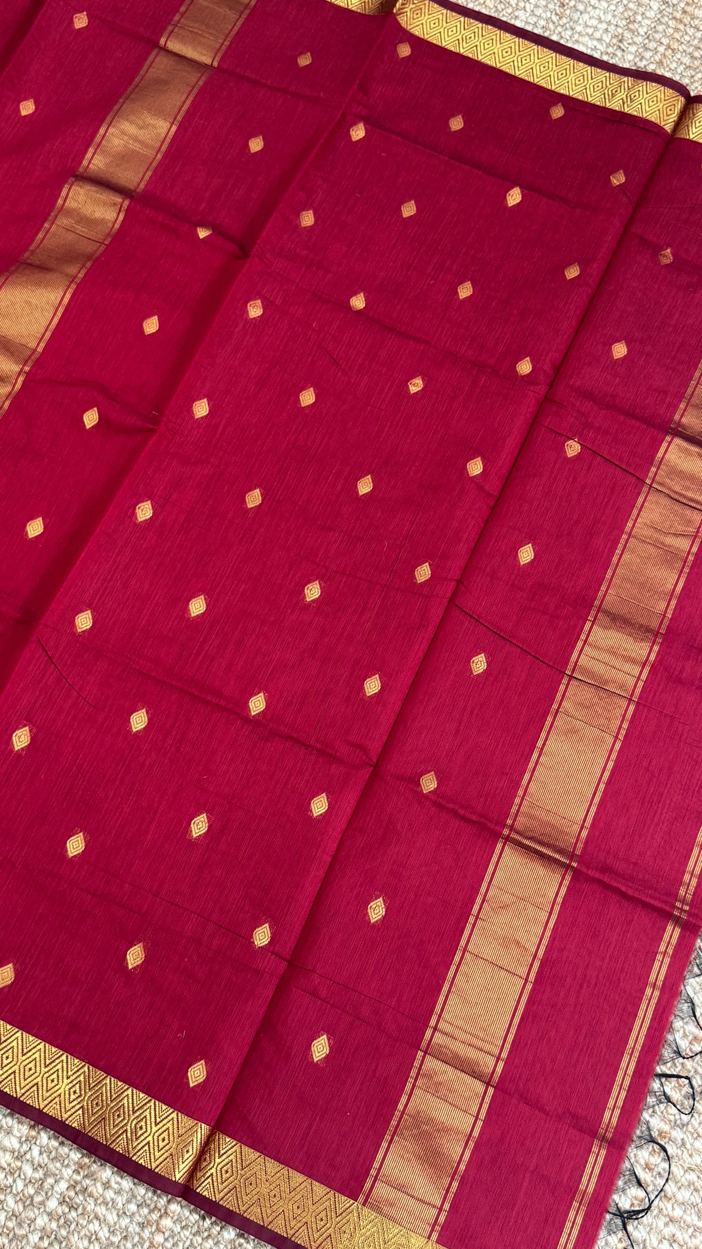 Pure Hand-Woven Cotton Silk Saree - Classic Red