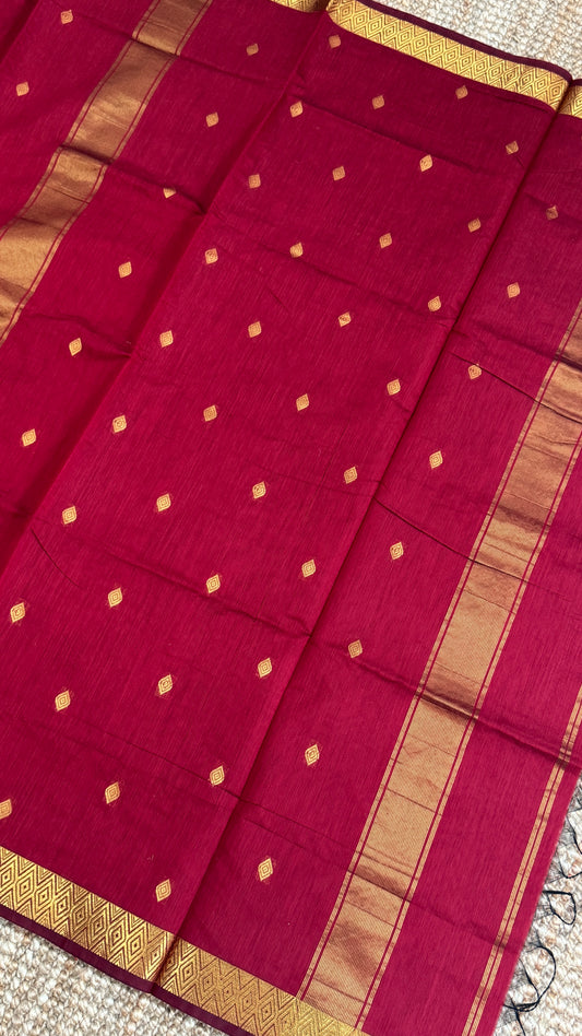 Pure Hand-Woven Cotton Silk Saree - Classic Red