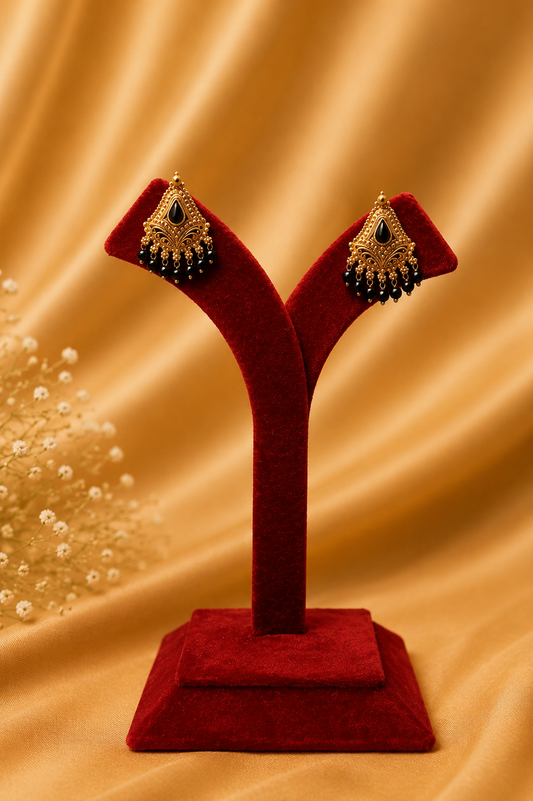 Antique Gold-Plated Gold Look Like Earring with Black Beads