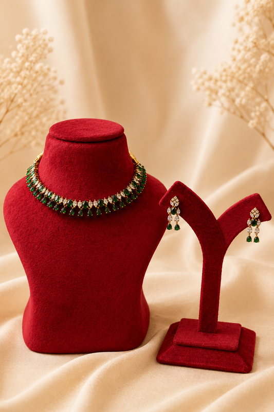 AD Stone Choker Necklace Set with Emerald & White Stones