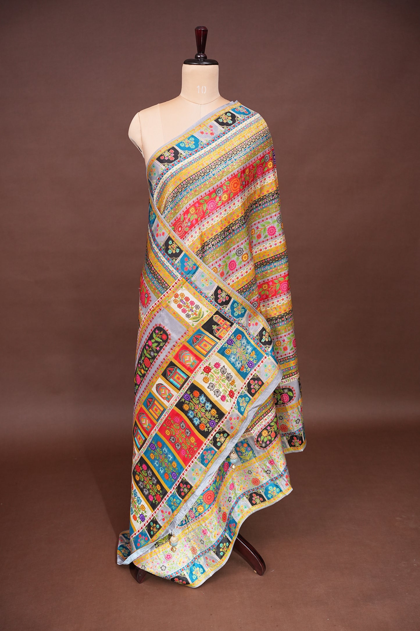 Kashmiri Pashmina Story Telling Saree -Multicolor on Grey