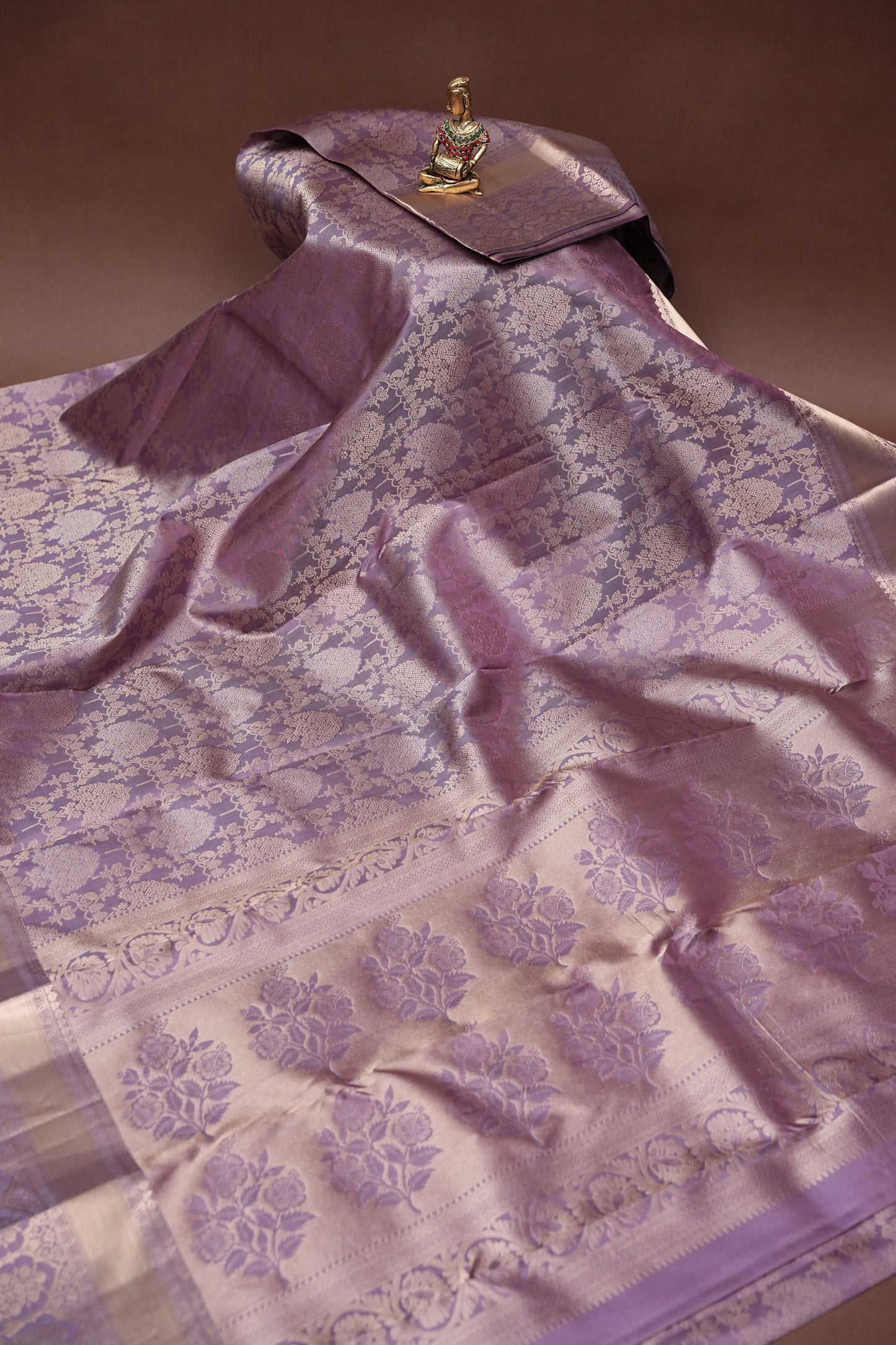 Soft Dusty Lavender Pure Kanchivaram Silk Saree with Antique Gold Zari Floral Weaving|Silk Mark Certified