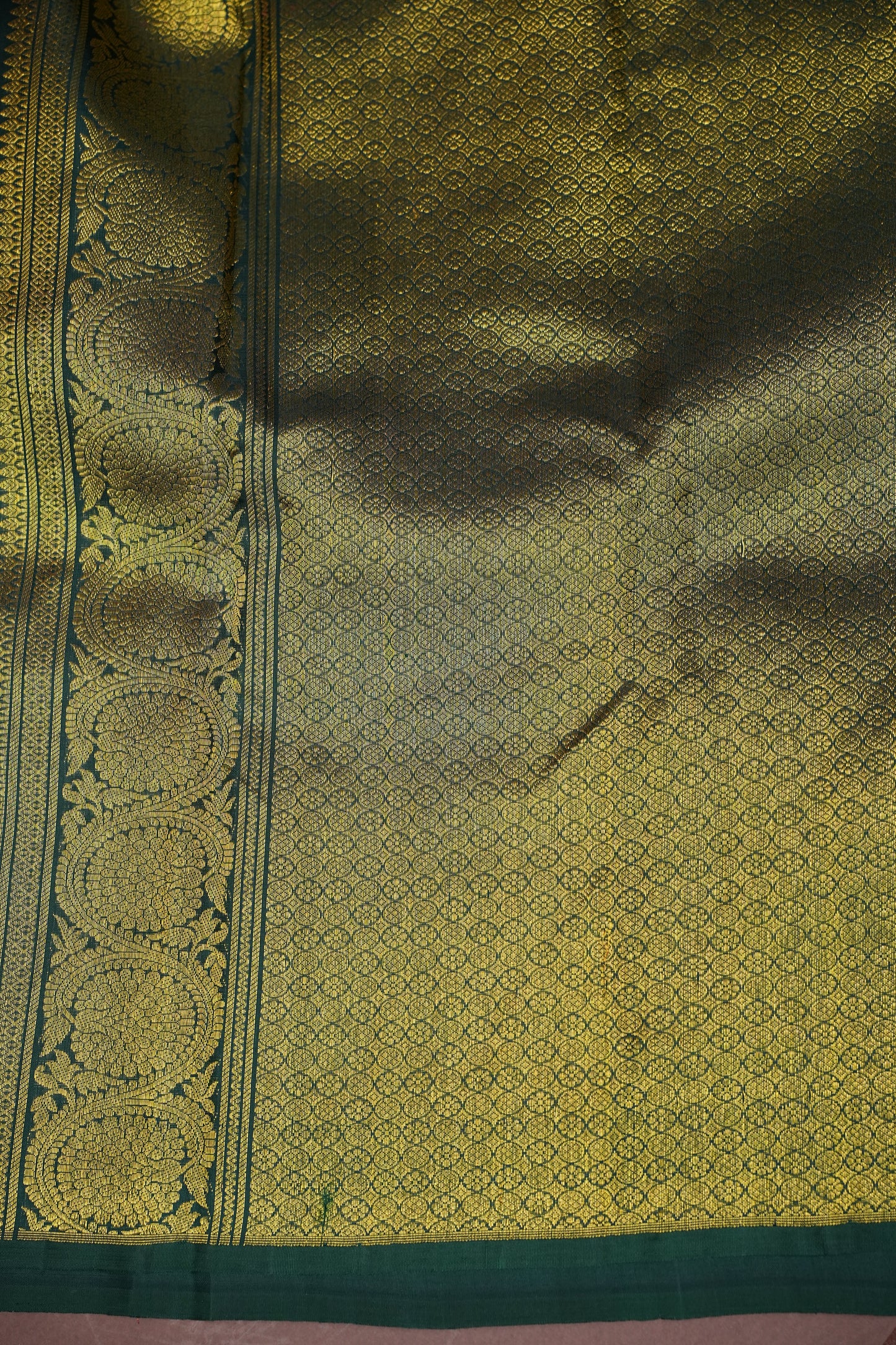 Red Borderless Pure Kanchivaram Silk Saree|Silk Mark Certified