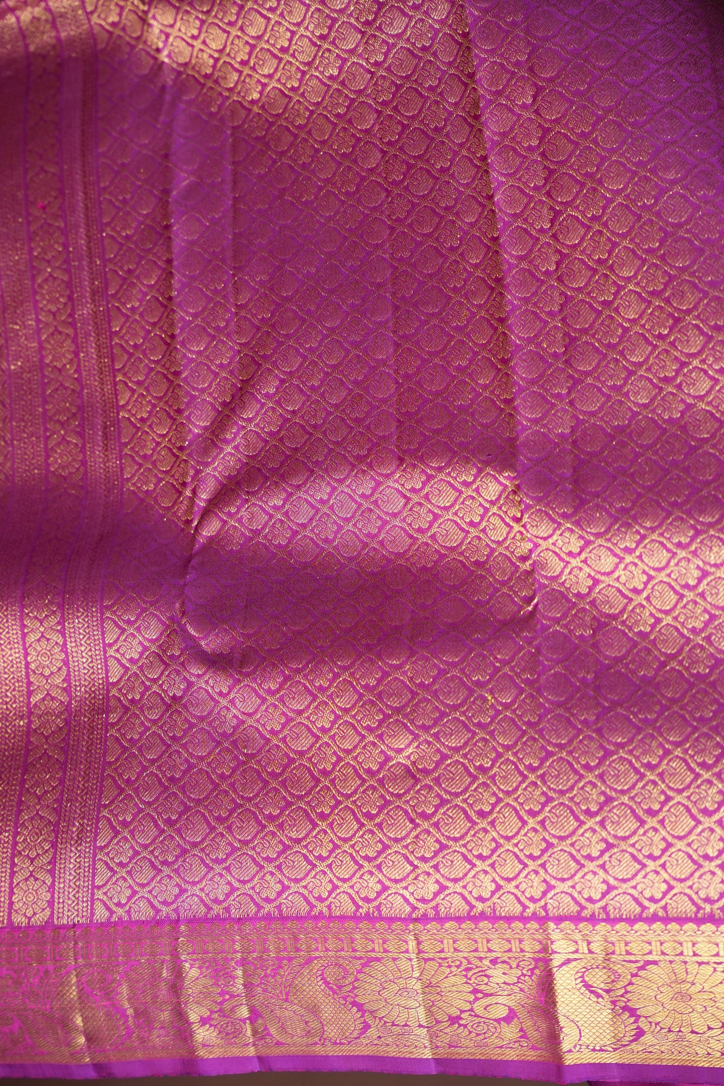 Magenta Pure Kanjivaram Silk Saree with Rich Gold Zari Weaving|Silk Mark Certified