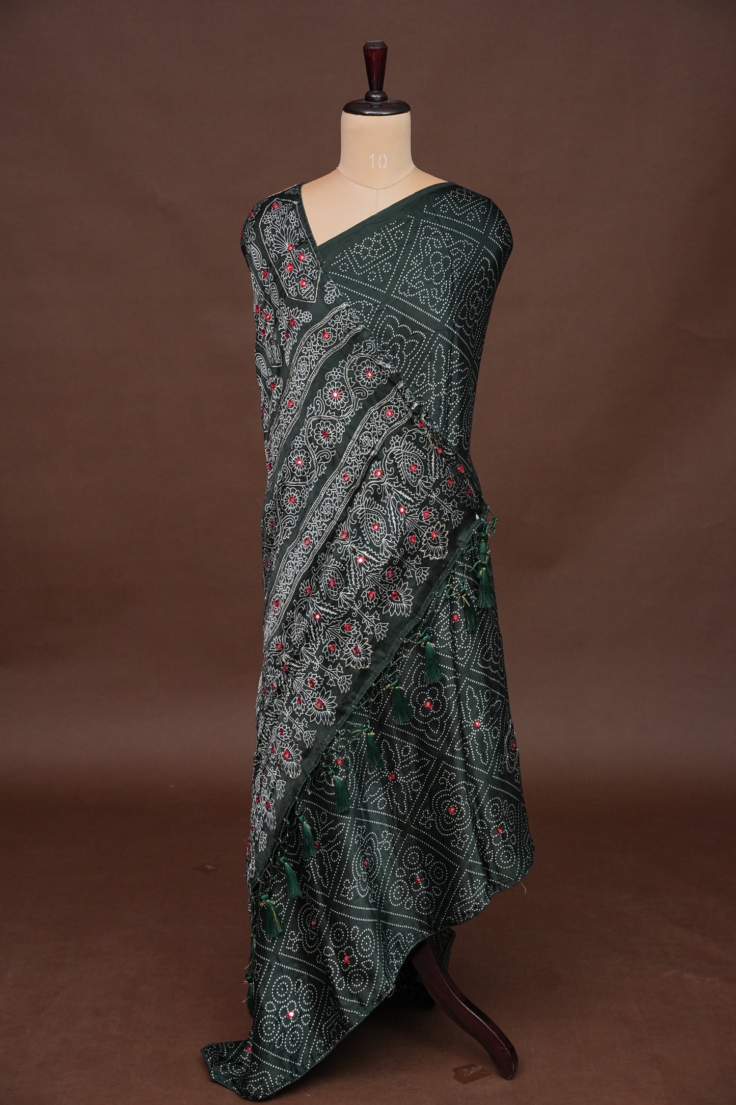 Gajji Silk Saree-Bottle green