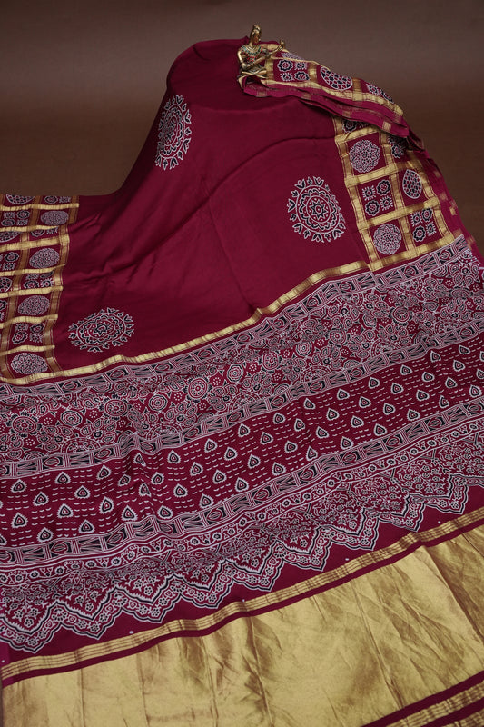 Bandhini Garchola Saree - Maroon