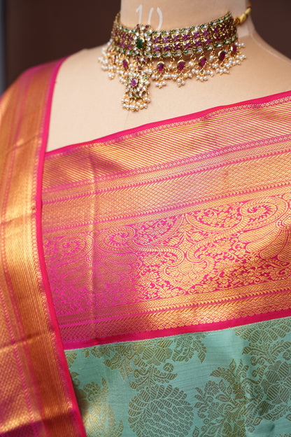 Coral Pink & Mint Green Kanchipuram Silk Saree with 2 gram gold Rich Zari Weaving|Silk Mark Certified