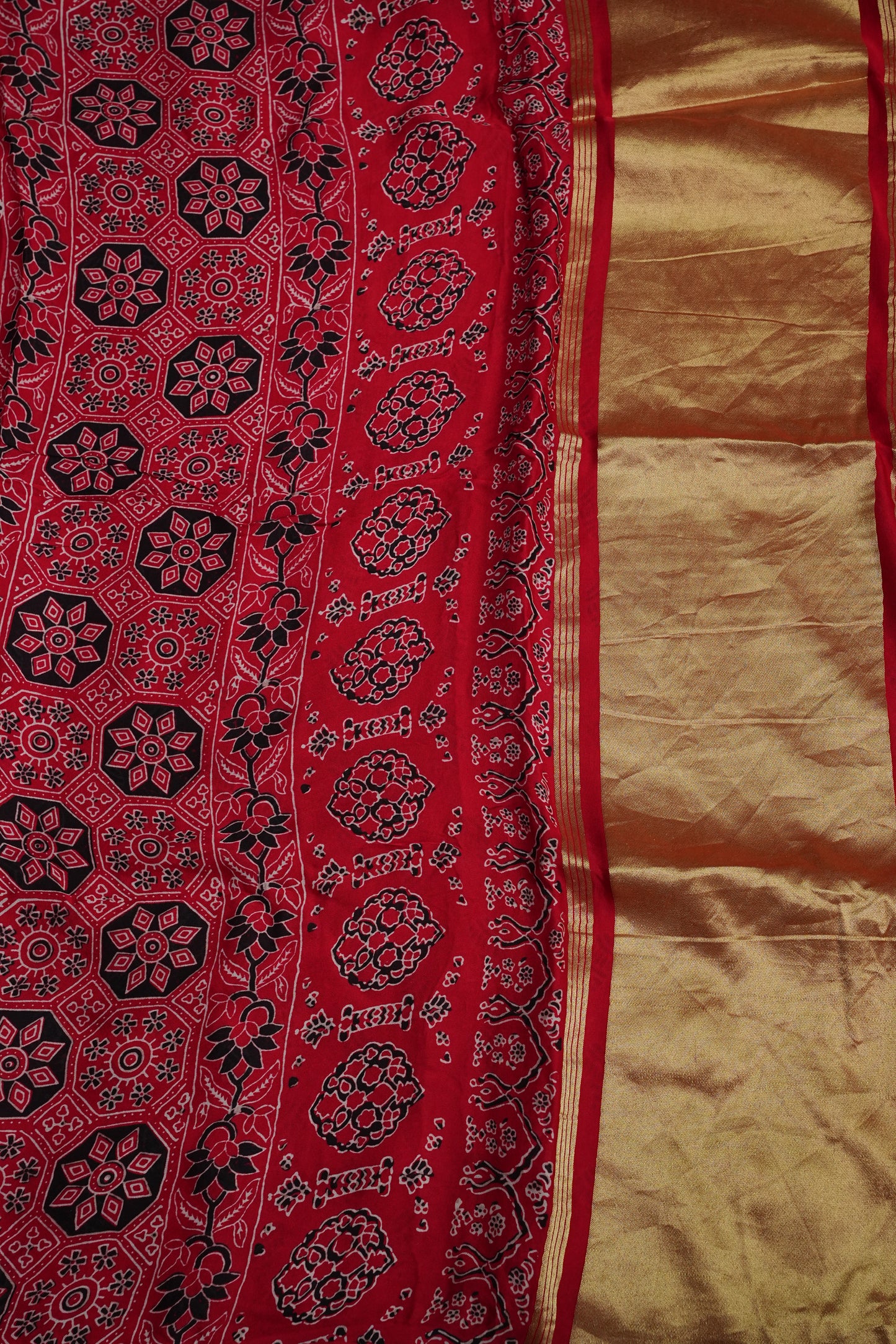 Bandhini Garchola Saree - Red