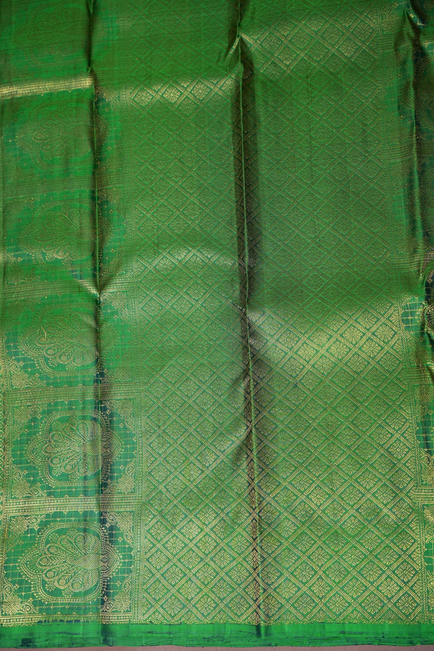 Lavender Pure Kanchipuram Silk Saree with Contrast Emerald Green Border | Silk Mark Certified