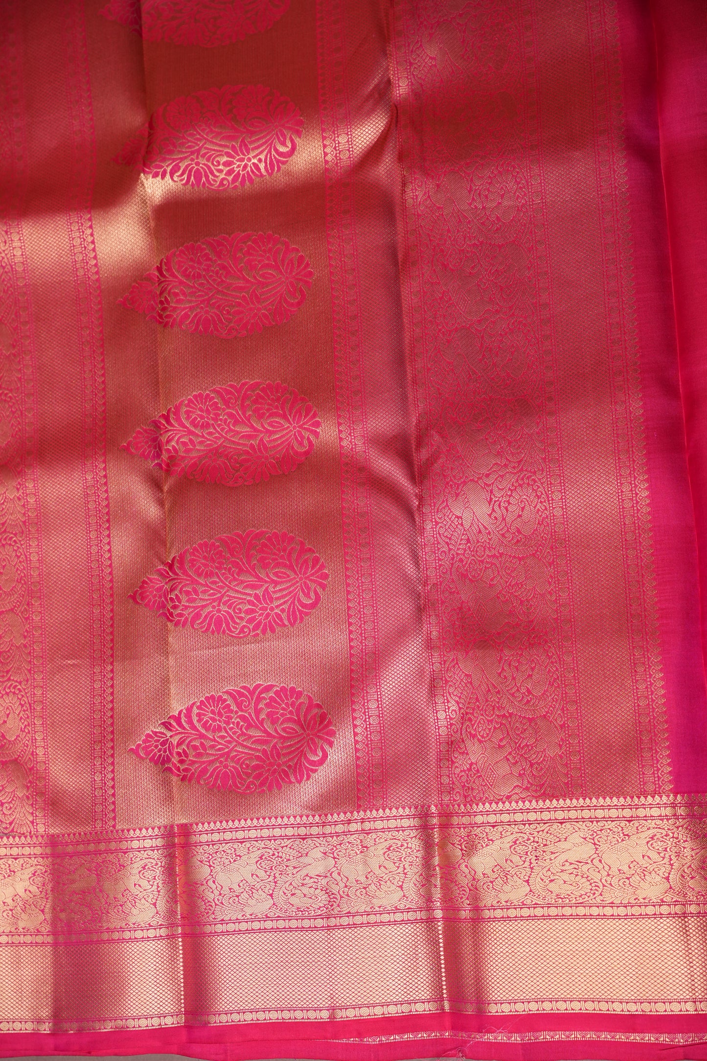 Royal Purple & Rani Pink Kanchipuram Silk Saree with Rich Gold Zari Weaving|Silk Mark Certified