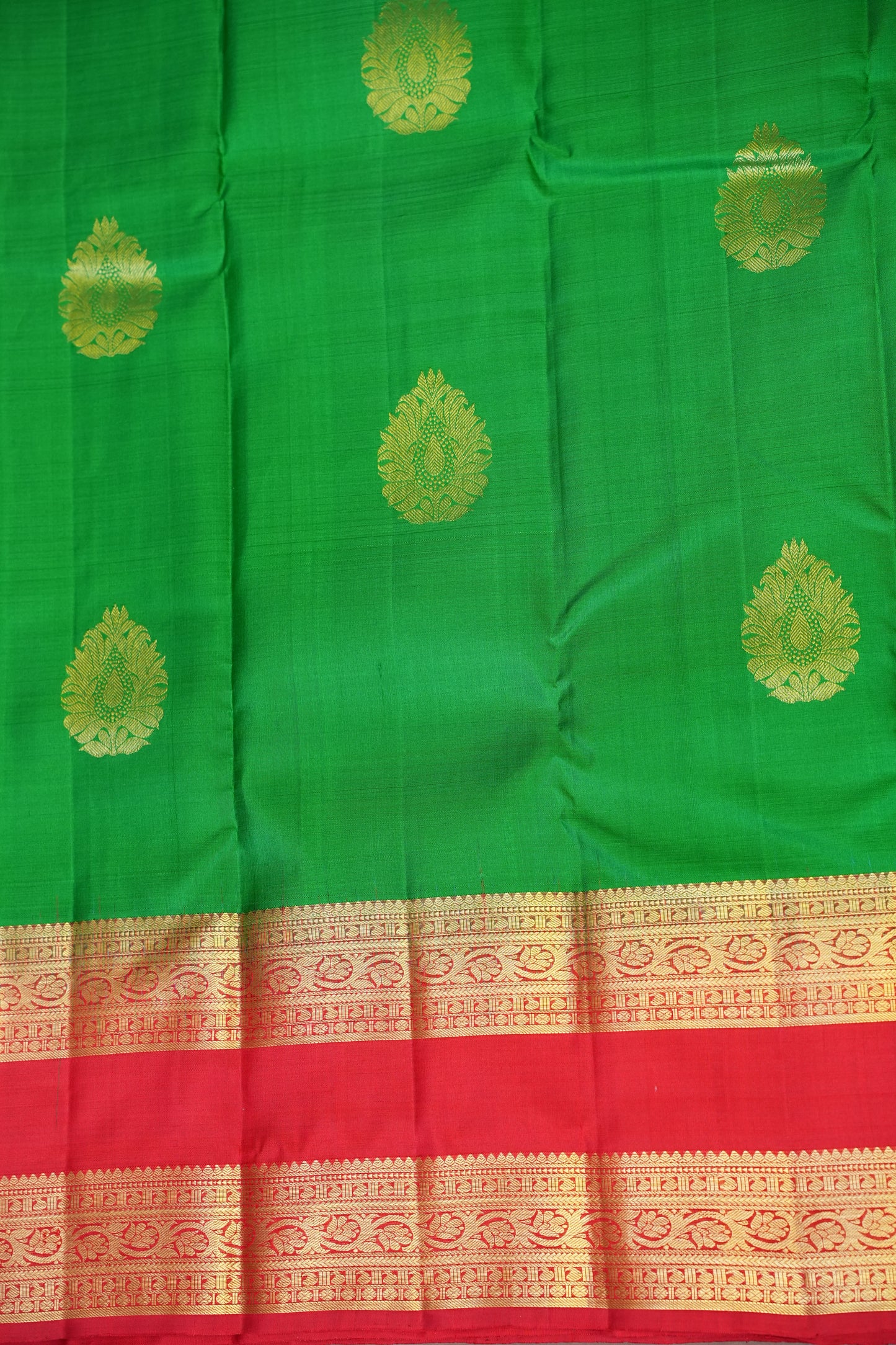 Green & Vermilion Red Pure Kanchivaram Silk Saree with Rich Gold Zari|Silk Mark Certified
