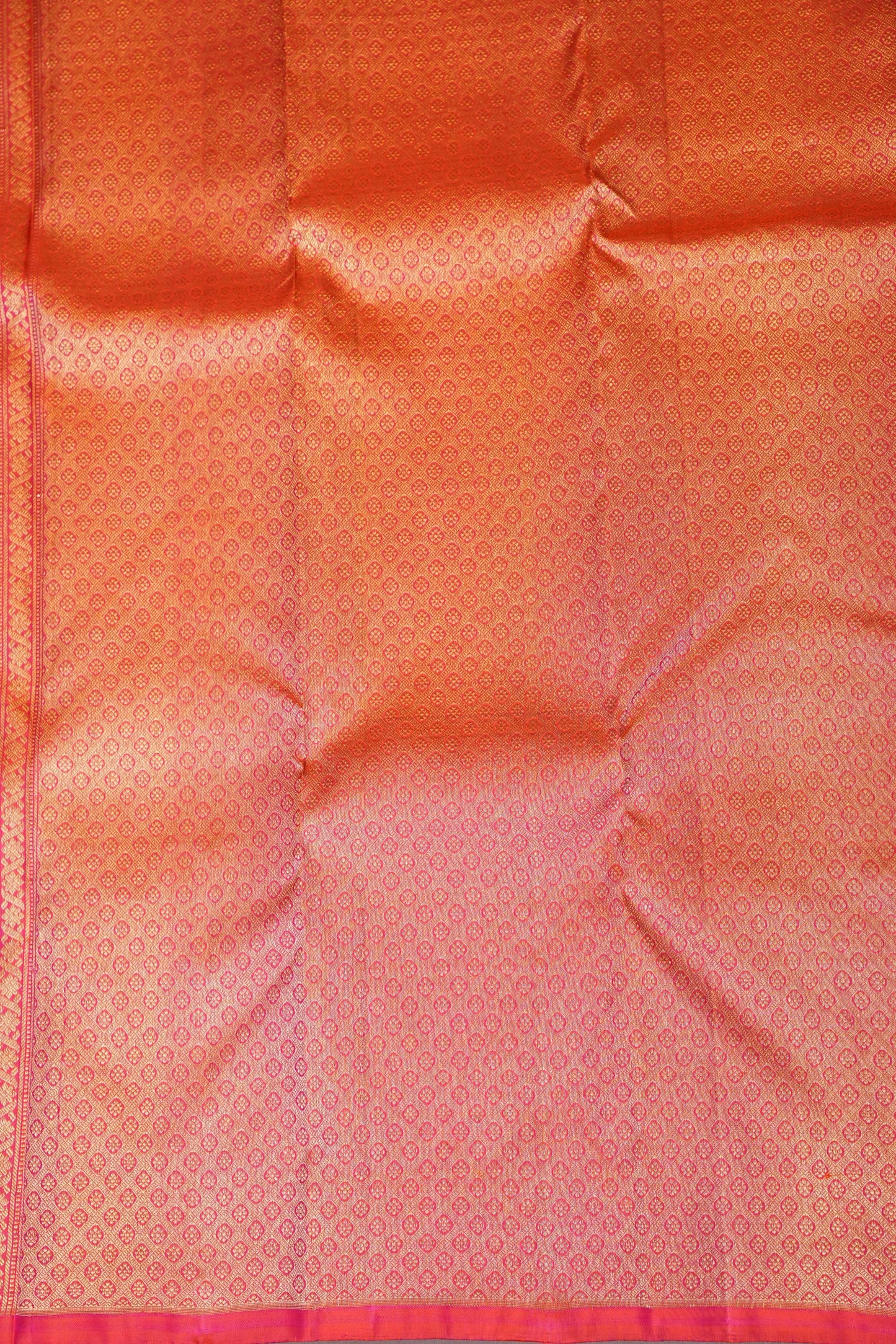 Emerald Green & Coral Pink Pure Kanchivaram Silk Saree with Gold Zari Pallu|Silk Mark Certified