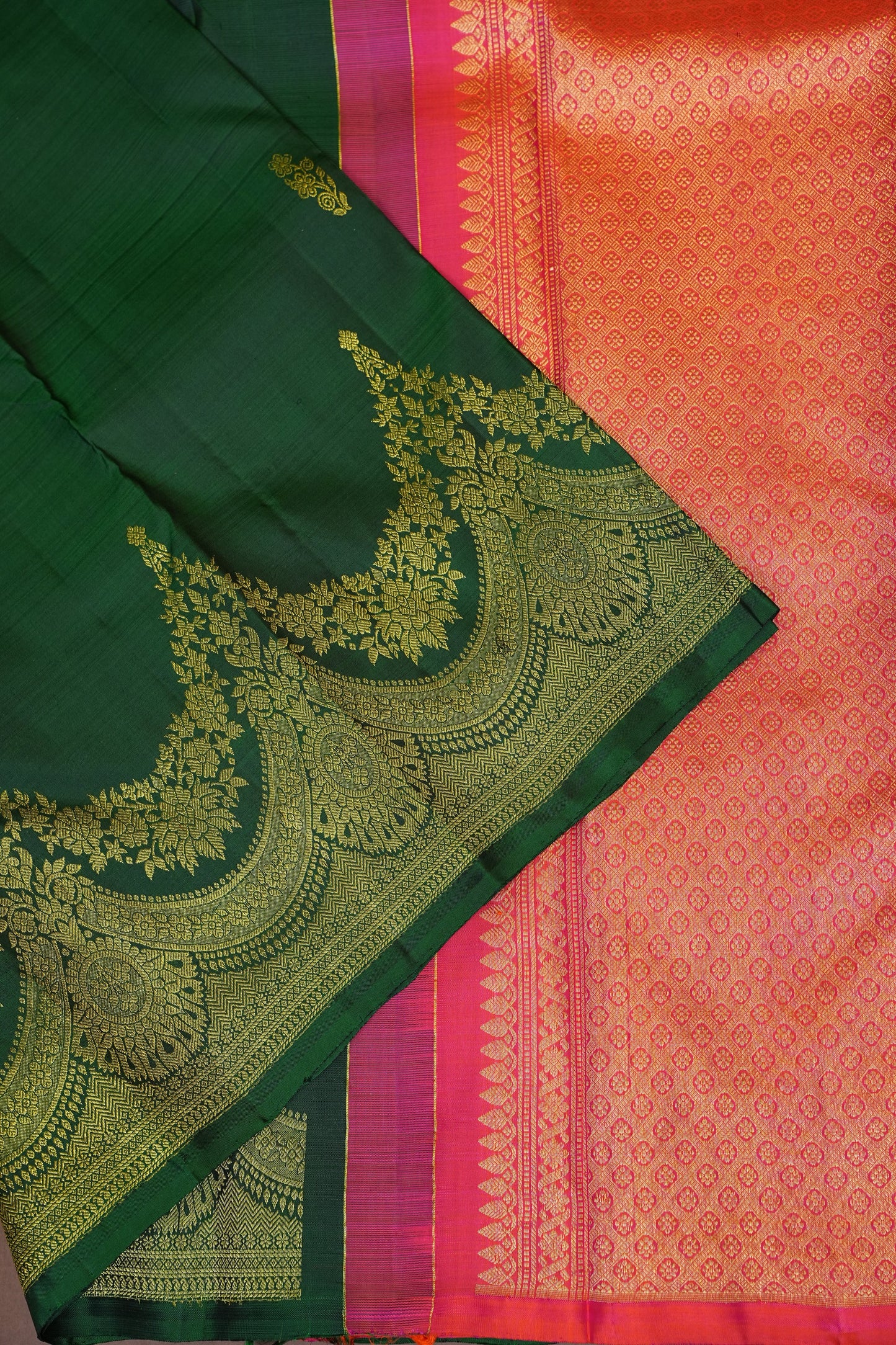 Emerald Green & Coral Pink Pure Kanchivaram Silk Saree with Gold Zari Pallu|Silk Mark Certified