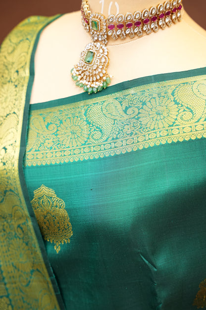 Emerald Green Pure Kanchivaram Silk Saree with Rich Gold Zari Weave|Silk Mark Certified