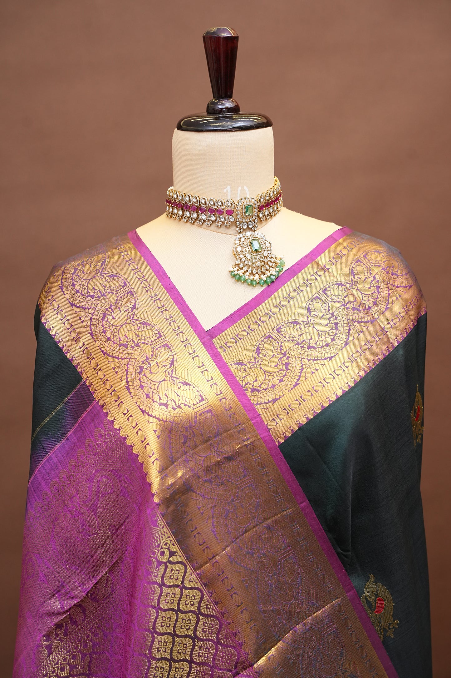 Deep Green & Magenta Pure Kanchivaram Silk Saree with Antique Gold Zari Weave|Silk Mark Certified