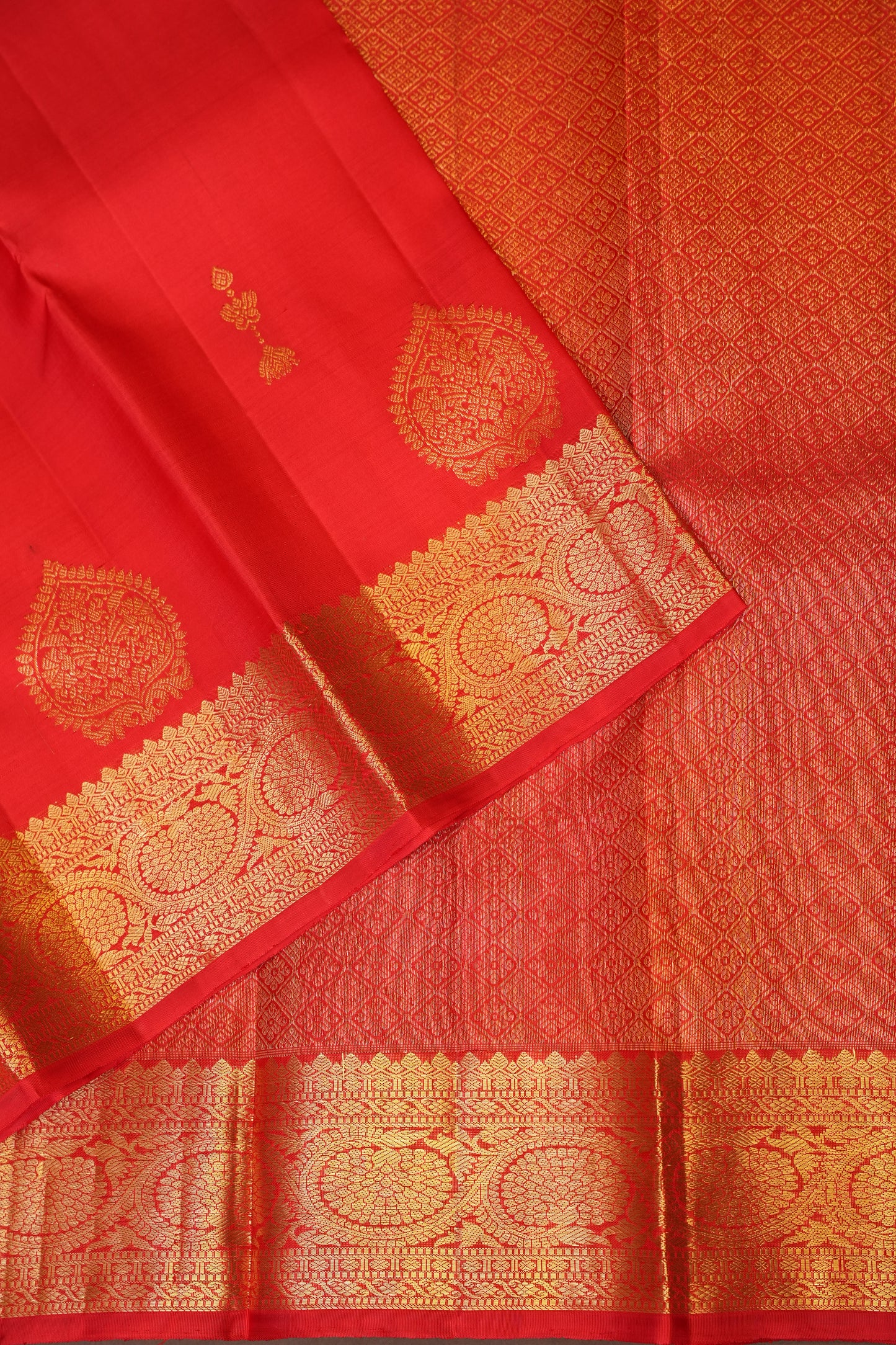 Vibrant Red Pure Kanchivaram Silk Saree with Rich Gold Zari Weave|Silk Mark Certified
