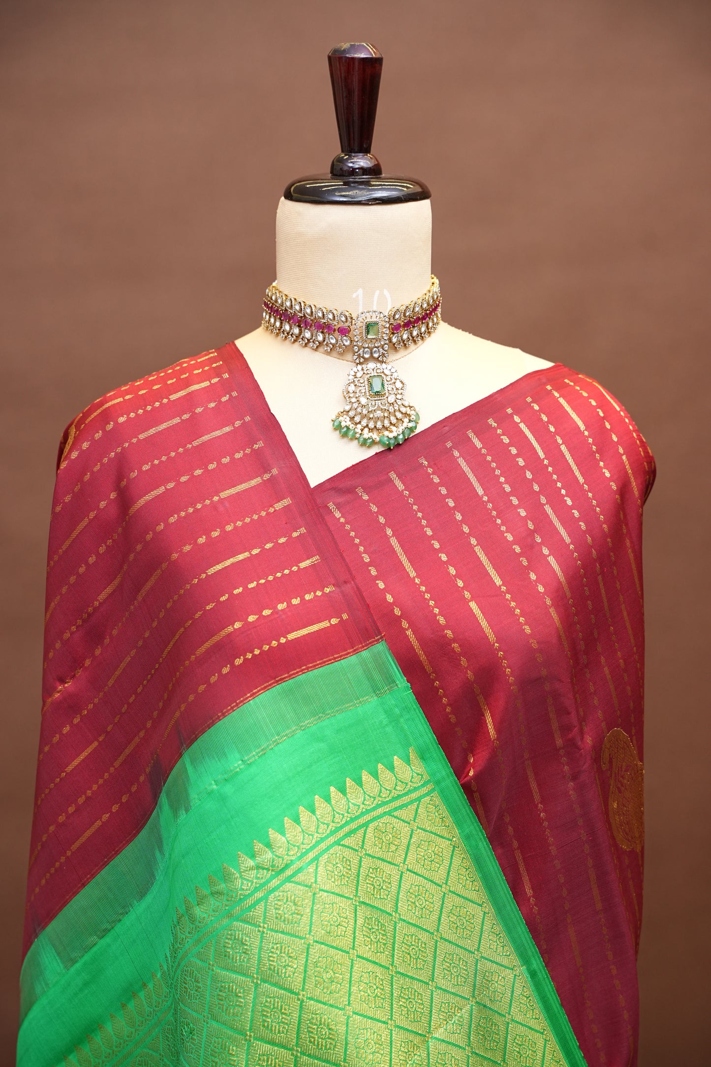 Deep Red & Parrot Green Borderless Pure Kanchivaram Silk Saree|Silk Mark Certified.